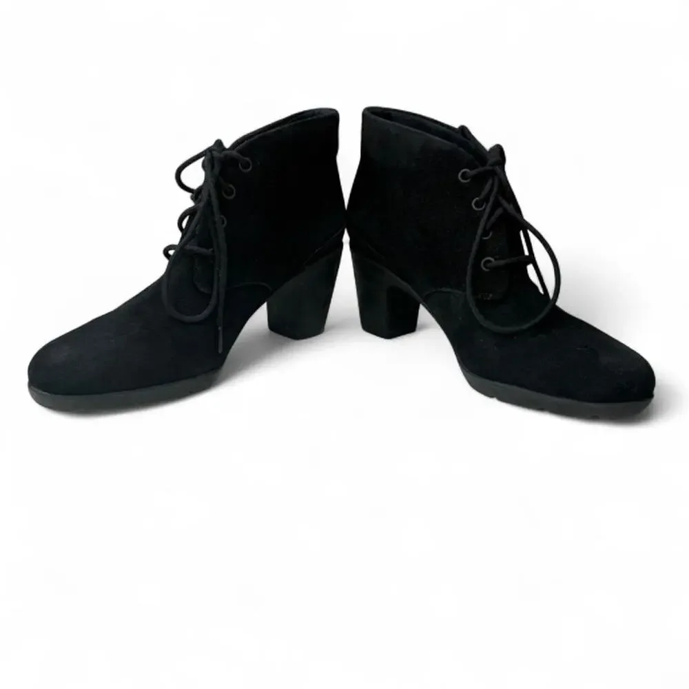 Clarks Artisan Black Suede Ankle Boots Sz 8 Witchy Core Chunky‎ Heel Comfort